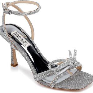 Brand New in Box Badgley Mischka's Effie Heeled Sandal, Antique Silver, 7.5